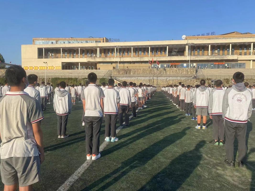 洛湾国际学校军训照片