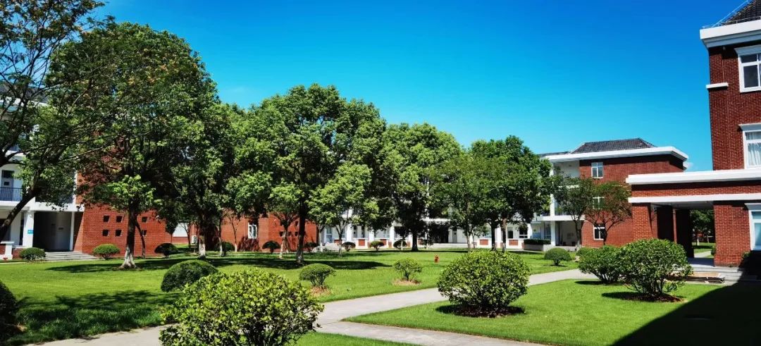 双威公学 ・ 上海学校
