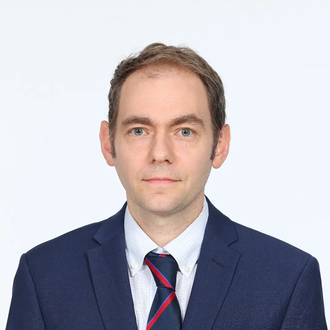 Mr. Andrew Macleod (中学部英语学科负责人)