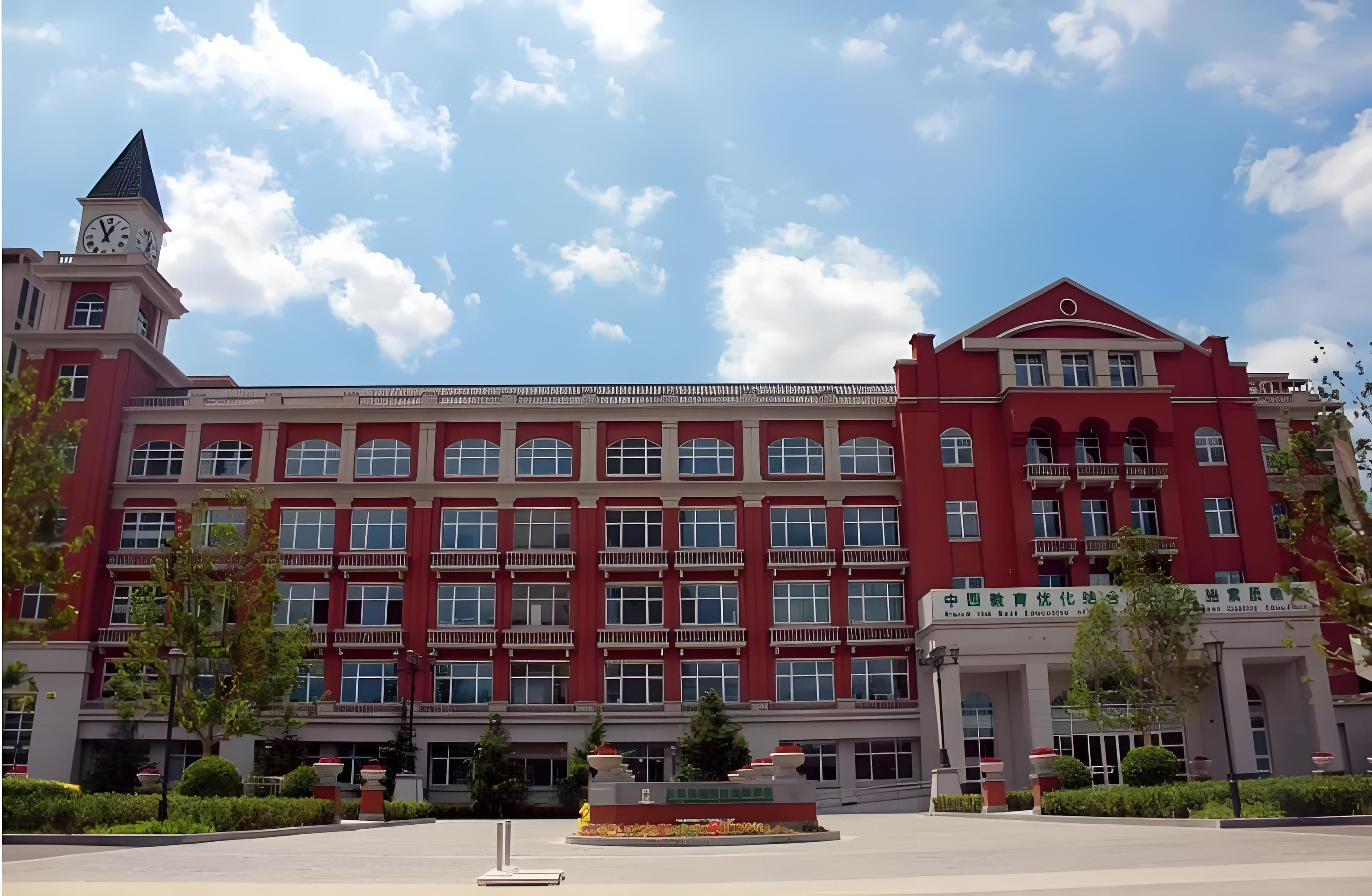 天津华苑枫叶国际学校