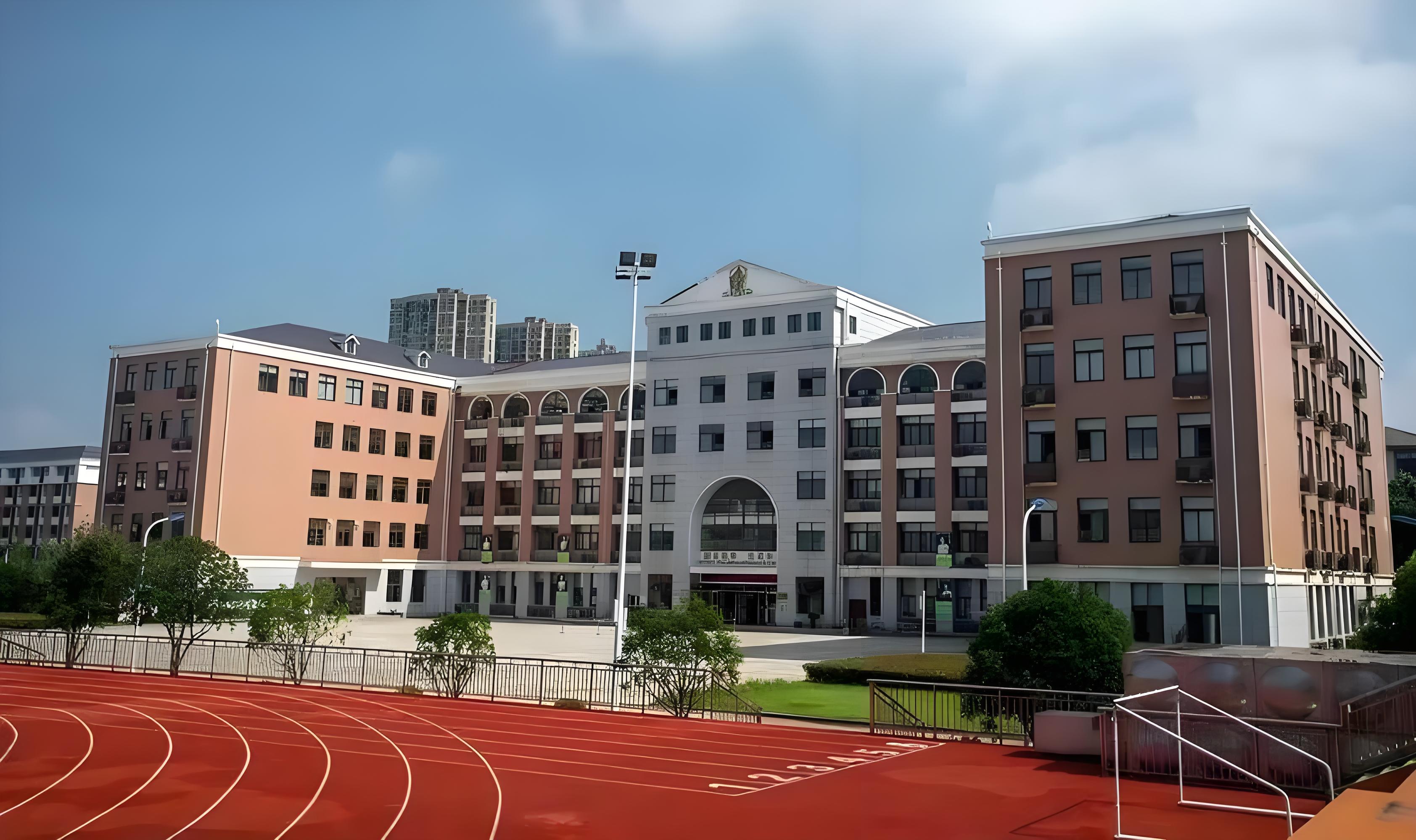 武汉枫叶国际学校怎么样