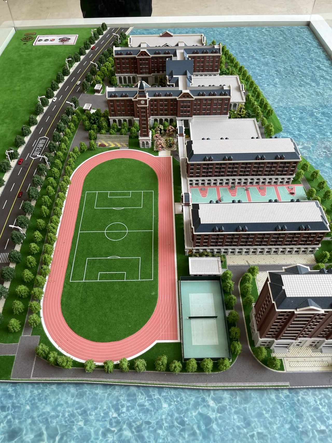 卡迪夫公学平湖学校照片