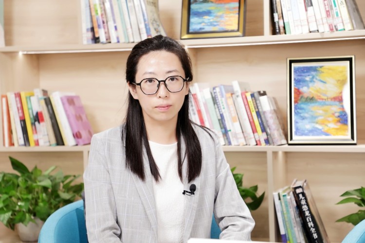 2025教育会客厅丨专访北京爱迪学校国际预科教务长李峰_fororder_1